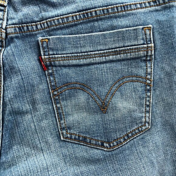 Levis Womens 515 Bermuda Jean Shorts Size 12 Blue Denim Classic Casual Cuffed - Picture 11 of 15